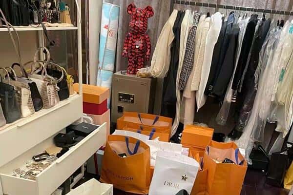 吕梁岚县回收一线品牌衣服